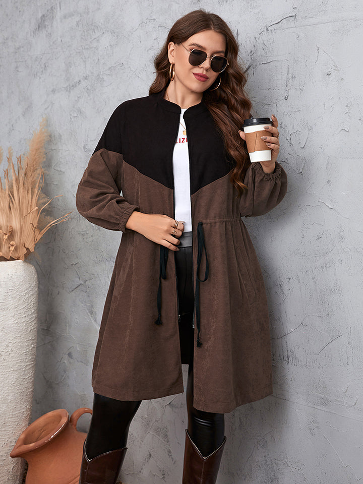 Trench-coat bicolore à épaules tombantes couleur miel